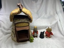 1980 Fisher Price Woodsey Squirrel Family Tree House Figures Vintage Toys