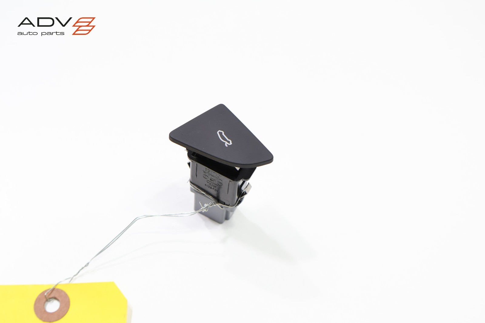 2017 - 2023 AUDI R8 FRONT LEFT DOOR RELEASE OPEN OPENER SWITCH OEM