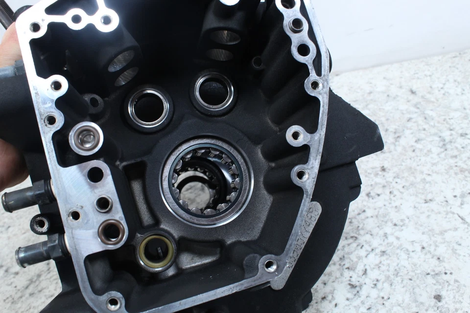 Harley-Davidson Road King Classic 2005 FLHRCI cárter cárter cárter 24597-99 Foto 3 de 4