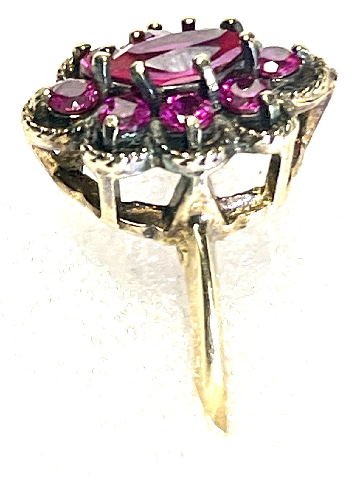GOLD AND RUBY CLUSTER RING size 8 - image 6