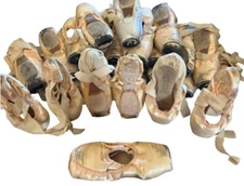 Used pointe shoes from a professional ballerina