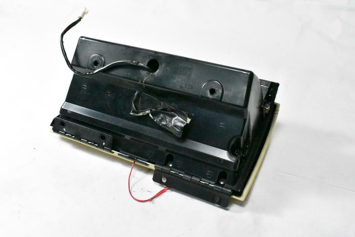 Maserati Quattroporte 2003-2012 Glove box