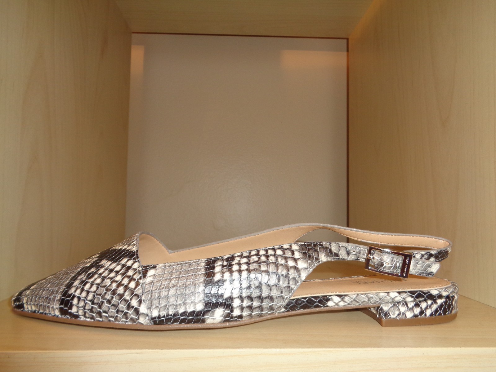 MICHAEL KORS CLAUDIA SNAKE SKIN WOMENS SLINGBACK SANDALS FLATS NWOB SIZE 6.5 thumbnail 4