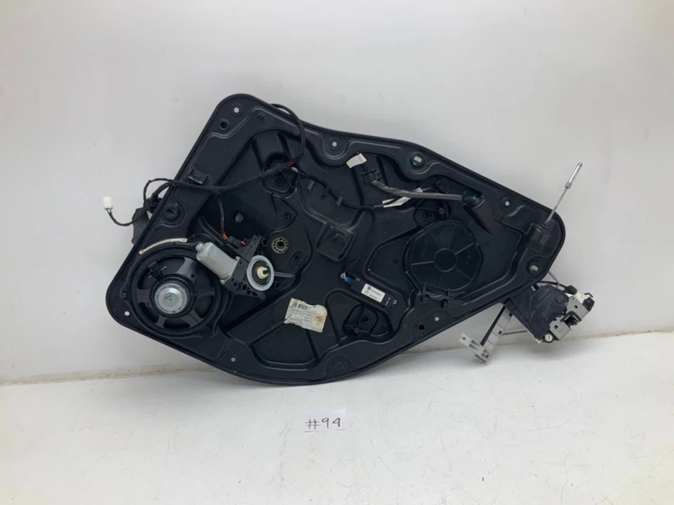 2011 2012 2013 2014 - 2022 DODGE DURANGO REAR PASSENGER SIDE DOOR INTERNALS OEM Foto 4 de 4