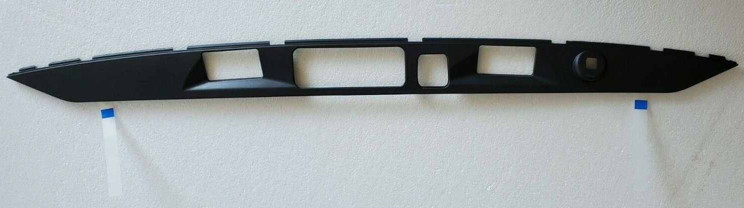 Rolls-Royce Ghost Wraith 09-2014, 51 24 7236858 Tag Light Cover OEM
