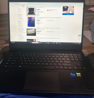 HP Omen 17 Black 165Hz 2K 2.3 GHz i7-12700H 32GB 2TB SSD RTX 3070 Ti Excellent