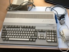 Amiga 500+Netzteil+512Kb Erw+Maus+TV Kabel+Handbuch +Disketten Getestet OK