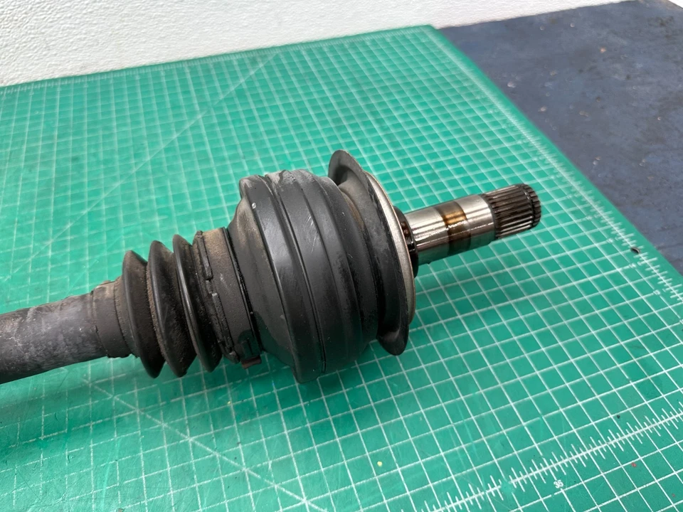 03-06 Mercedes-Benz CL500 C215 - EJE CV TRASERO IZQUIERDO O DERECHO OEM Foto 4 de 4