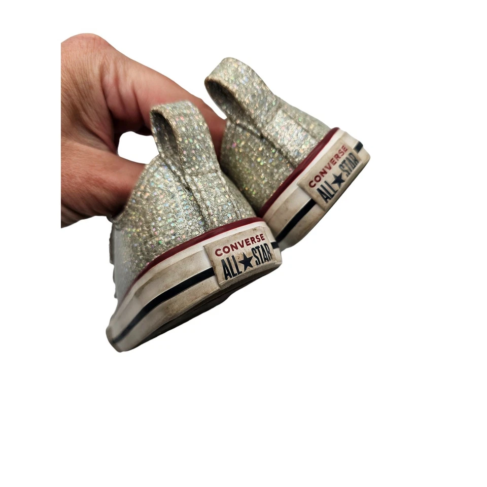 Zapatos Converse Chuck Taylor All Star 2V Ox para niños pequeños esmalte de ratón rojo talla 5 Foto 4 de 4