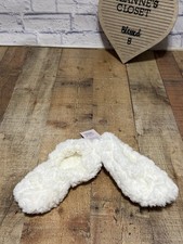 Auden Women's White Faux Fur Slipper Socks Gripper Bottoms S/M NEW
