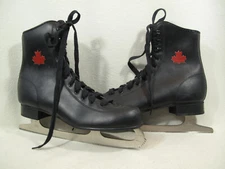 Black Hockey Red Maple Leaf Figure Ice Skates Sz 10~Outdoor Winter Sports~Canada