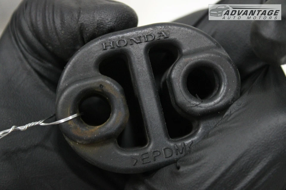 Honda HR-V 2016-2020 Touring trasero derecho tubo de escape silenciador suspensión OEM Foto 4 de 4