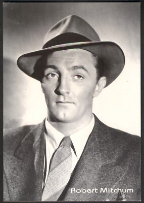 Moderne FILMSCHAUSPIELER-Postkarte - ROBERT MITCHUM. Kostenloser Versand UK