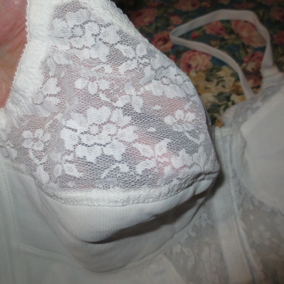 UNDERSCORE 1970 年代 LACY BULLET 长线前紧胸文胸服装 42 C — 第 4/4 张图片