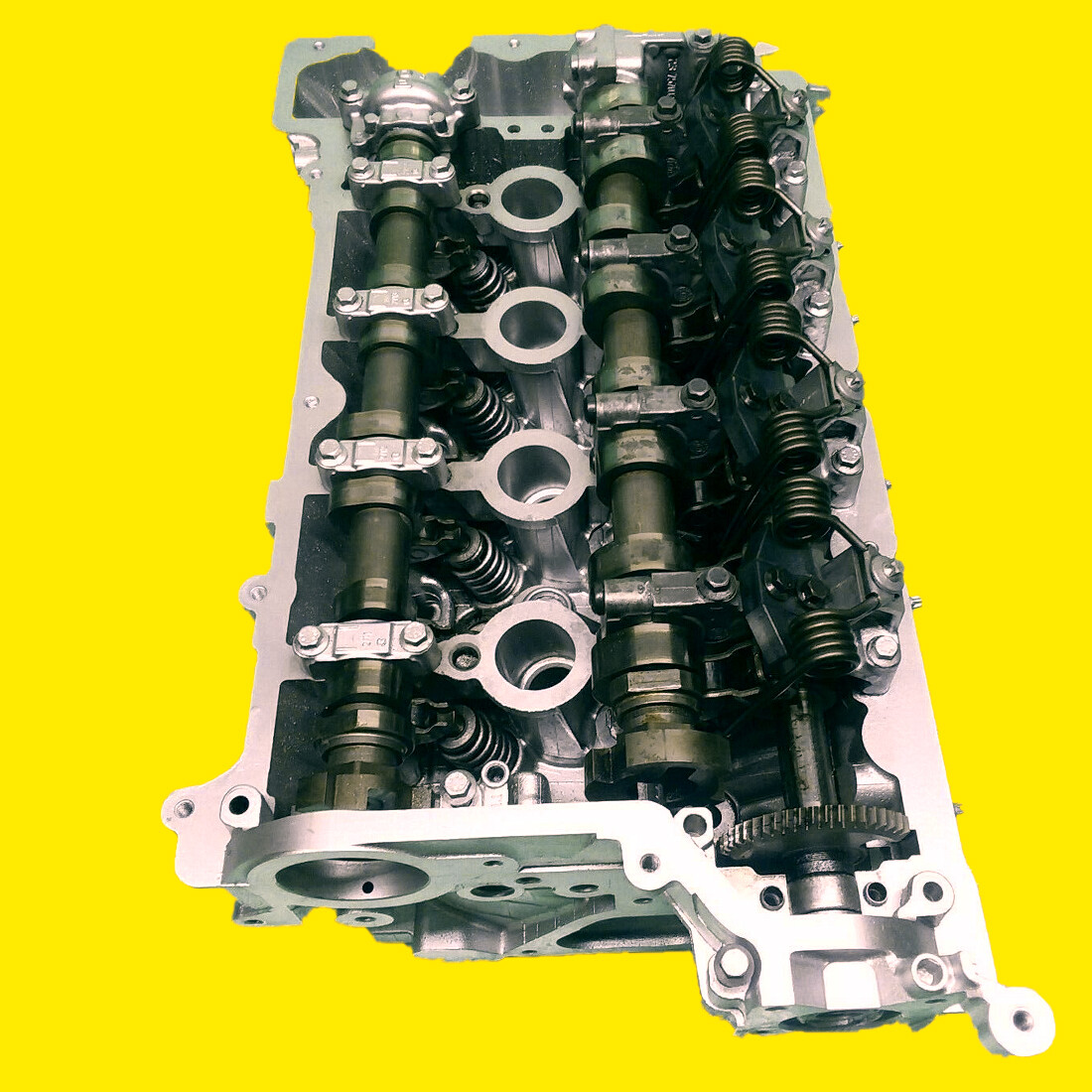 0712 MINI COOPER NON TURBO CYLINDER HEAD N12 N16 R55 R56 R57 R60