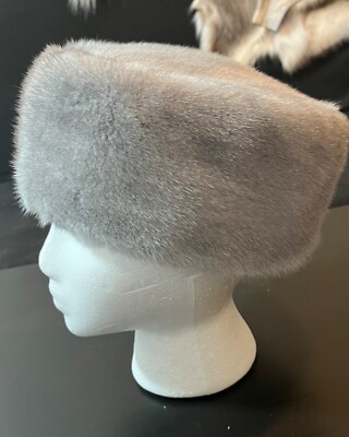 Silver Blue Ranch Mink Fur Hat Size L Silk Satin Lining | eBay display picture 1