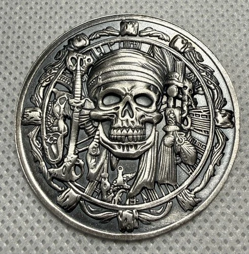 Hayleybug Mint Marauder Medallion  .999 Silver 1/2 oz Pirate Skull Art Round