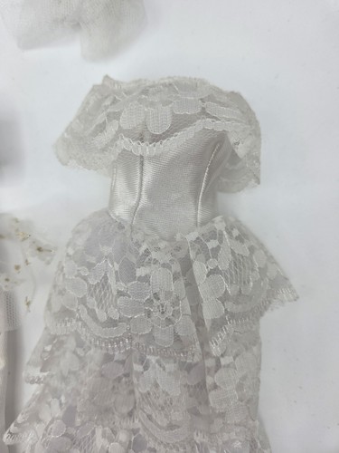 Mixed Lot Of 1991 Mattel Barbie Doll Bridal Collection Wedding Dress #666 Veil - Picture 11 of 23