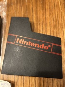 Nintendo Gumshoe Sticker Seal Black Box NES Video Game 5 screw Cartridge RARE