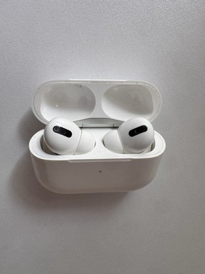 Apple AirPods Pro 1. Generation MagSafe Charging Case