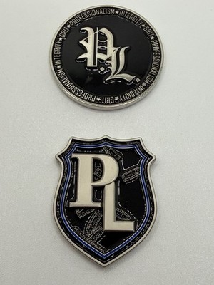 Police Life Apparel Challenge Coin Set Of￼Two Fed FBI DEA
