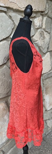 Vintage Val Mode Nightgown Medium Red Liquid Satin Lace Excellent Condition - Imagen 3 de 8