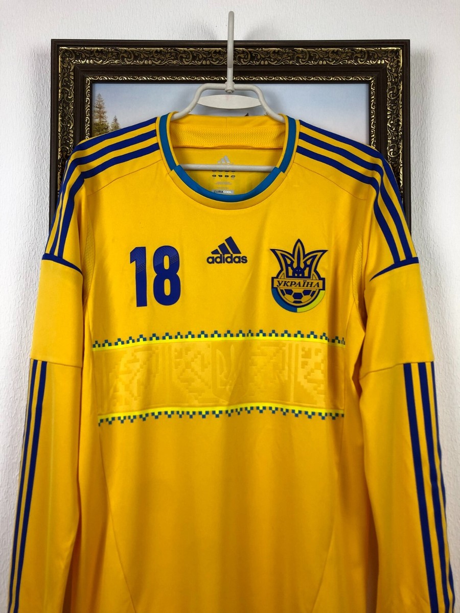 新品 代表2012 ユニフォームL黄色EUROサッカー希少 Ukraine Home football shirt 2012 Soccer #18 Player Issue Nazarenko