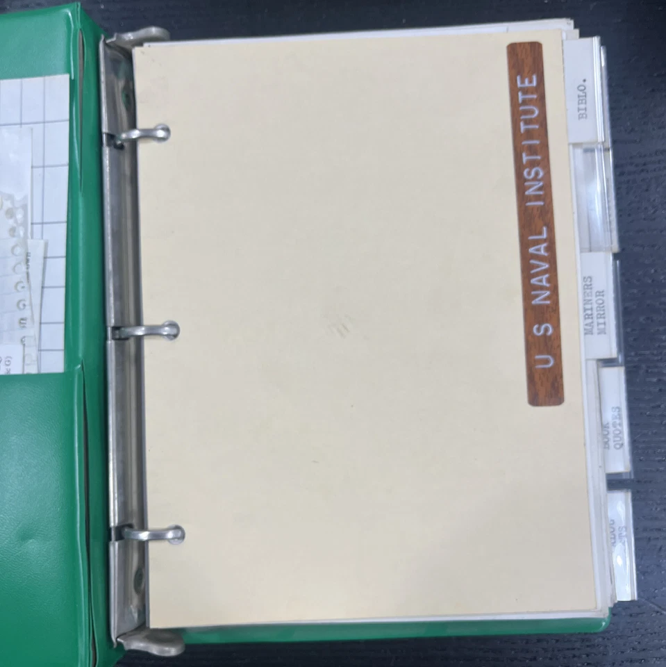 Libro antiguo silbato de contramaestre de coleccionistas vintage 1969-1992 catálogo marinero Foto 2 de 4