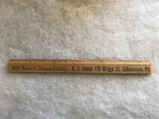 Poll Parrot Shoes Vintage Advertising Wood Ruler, R. S. Davies Catasauqua, Pa.