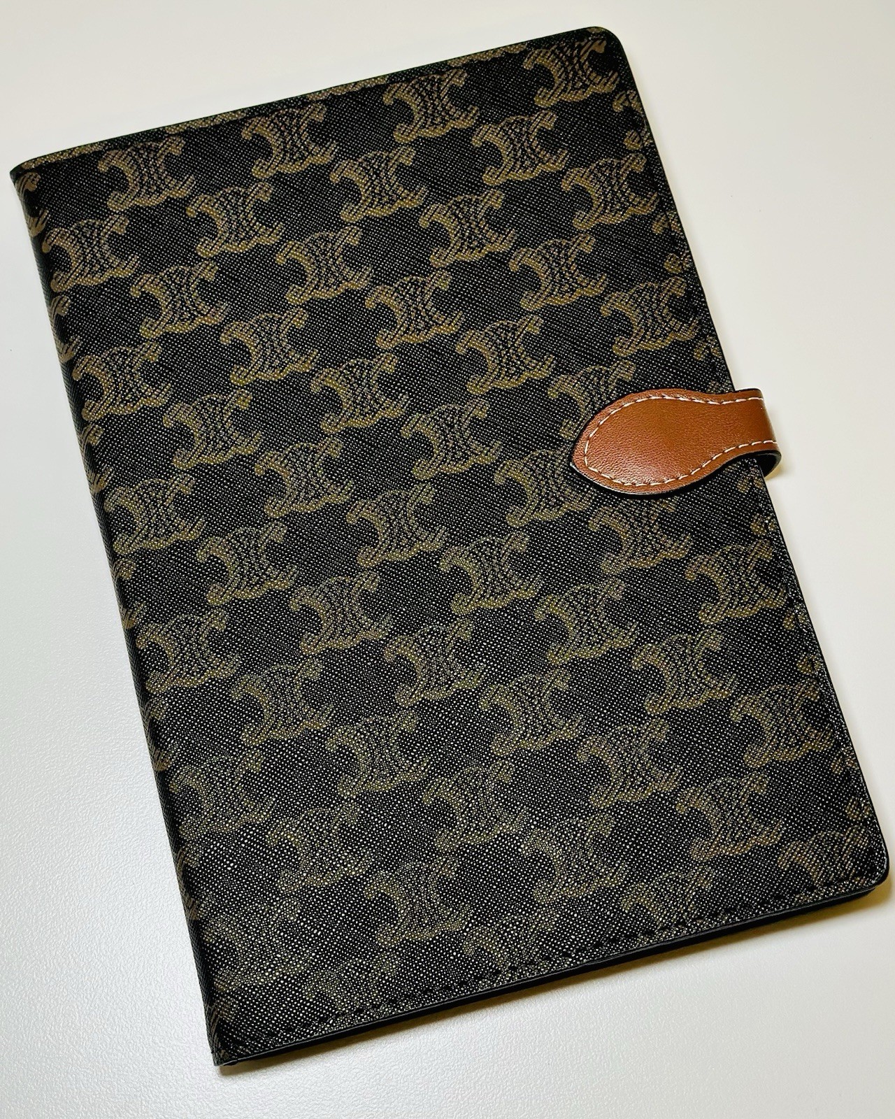 CELINE Triomphe Canvas Notebook Agenda Cover Brown Leather Vintage Style