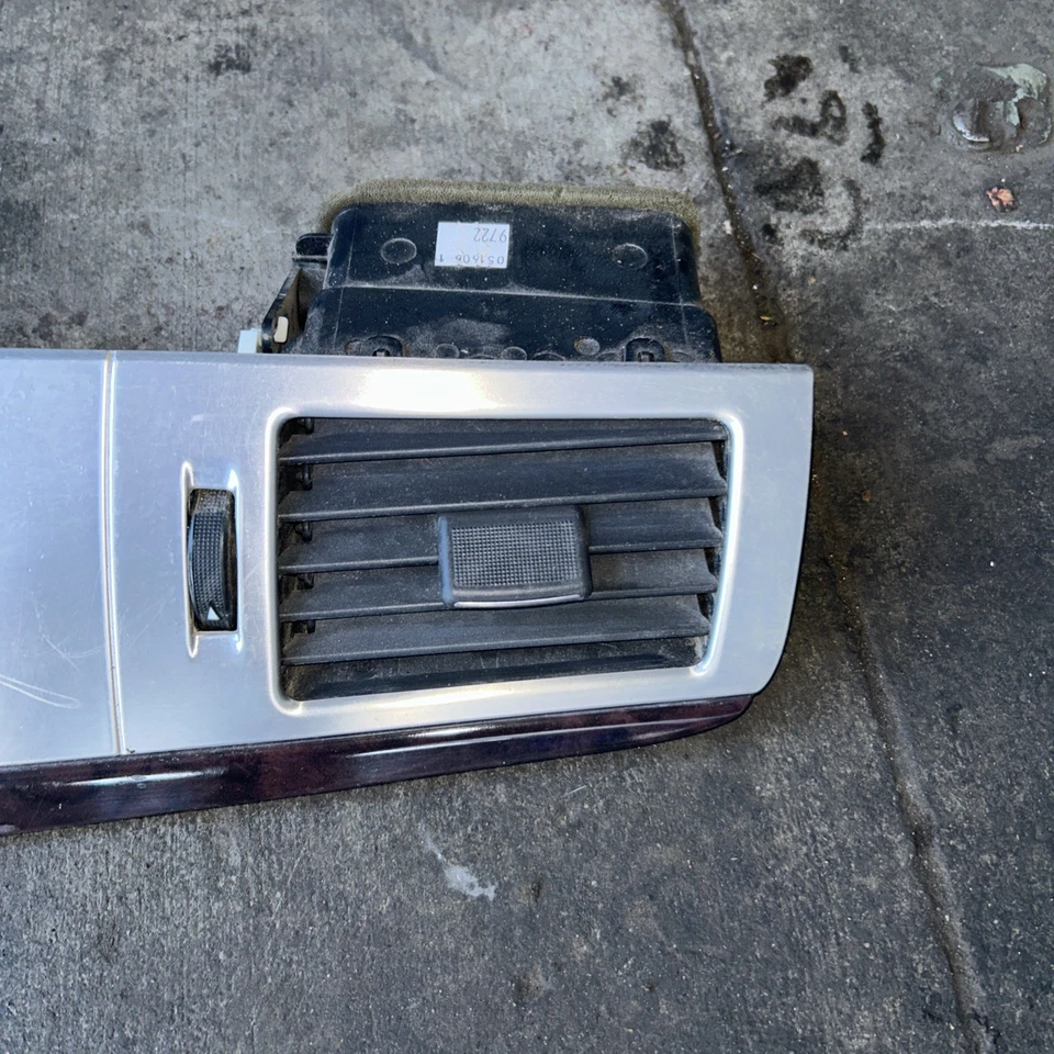 🔵2007-2014 Cadillac Escalade отделочная пластина для правой приборной панели с вентиляционной и левой вентиляционной решеткой с отделкой. - Изображение 2 из 4