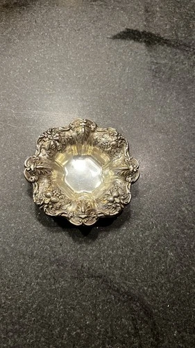 Reed and barton Sterling Silver Nut Tray X569 Francis the First