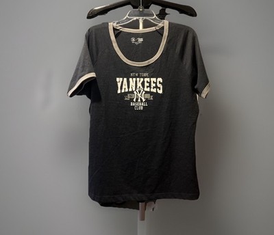 NWT MLB New York Yankees Women's Campus Lifestyle XL T-shirt