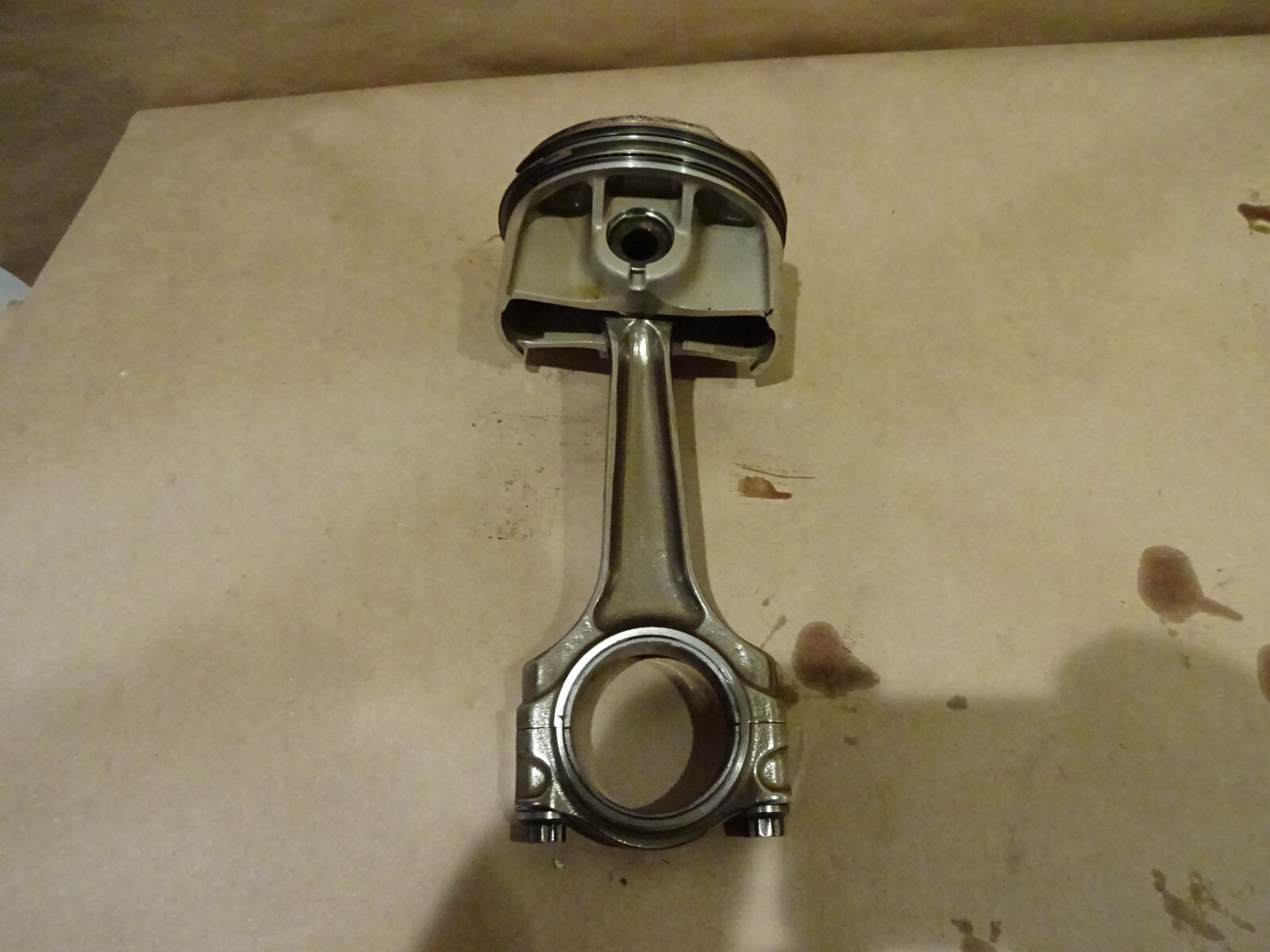 Maserati 4200, Quattroporte-RH Engine Piston & Con Rod Cyl# 2 -P/N 198410-192402