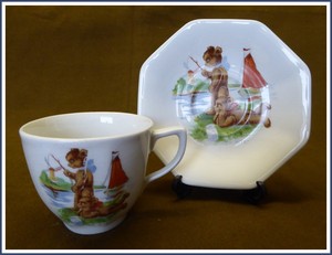 toy cups and saucers