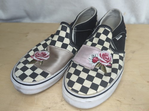 checkered vans 7.5