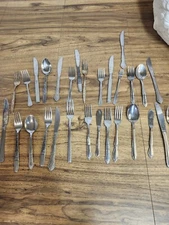 Large Lot Of Vintage Flatware Silverware William Rogers Oneida And More