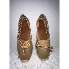Sprerry Top Sider Katama  Gold  Size 8.5