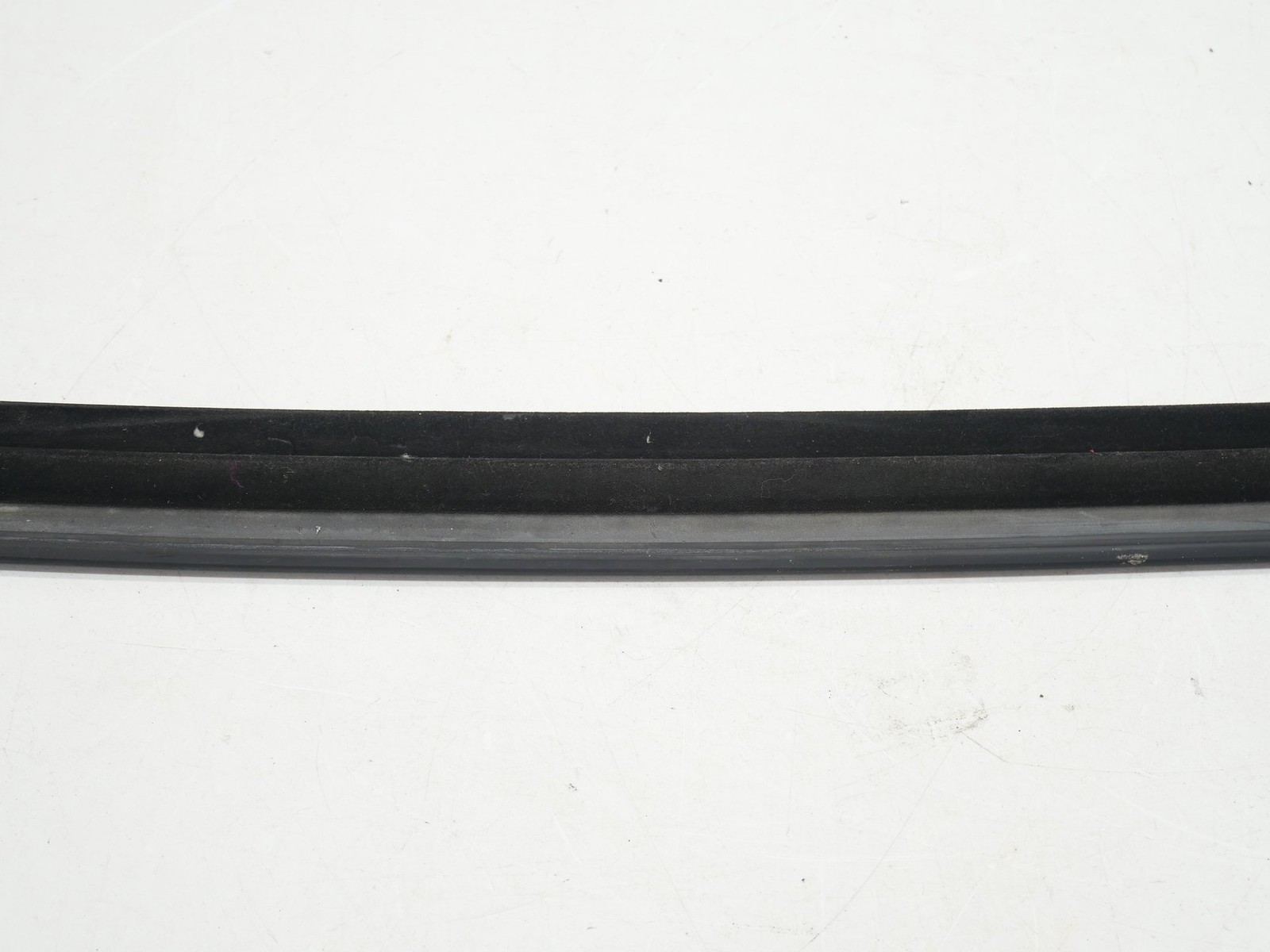 2001 Ferrari 360 Spider Driver Window Scraper Seal Weather Strip Outer LH ** OEM