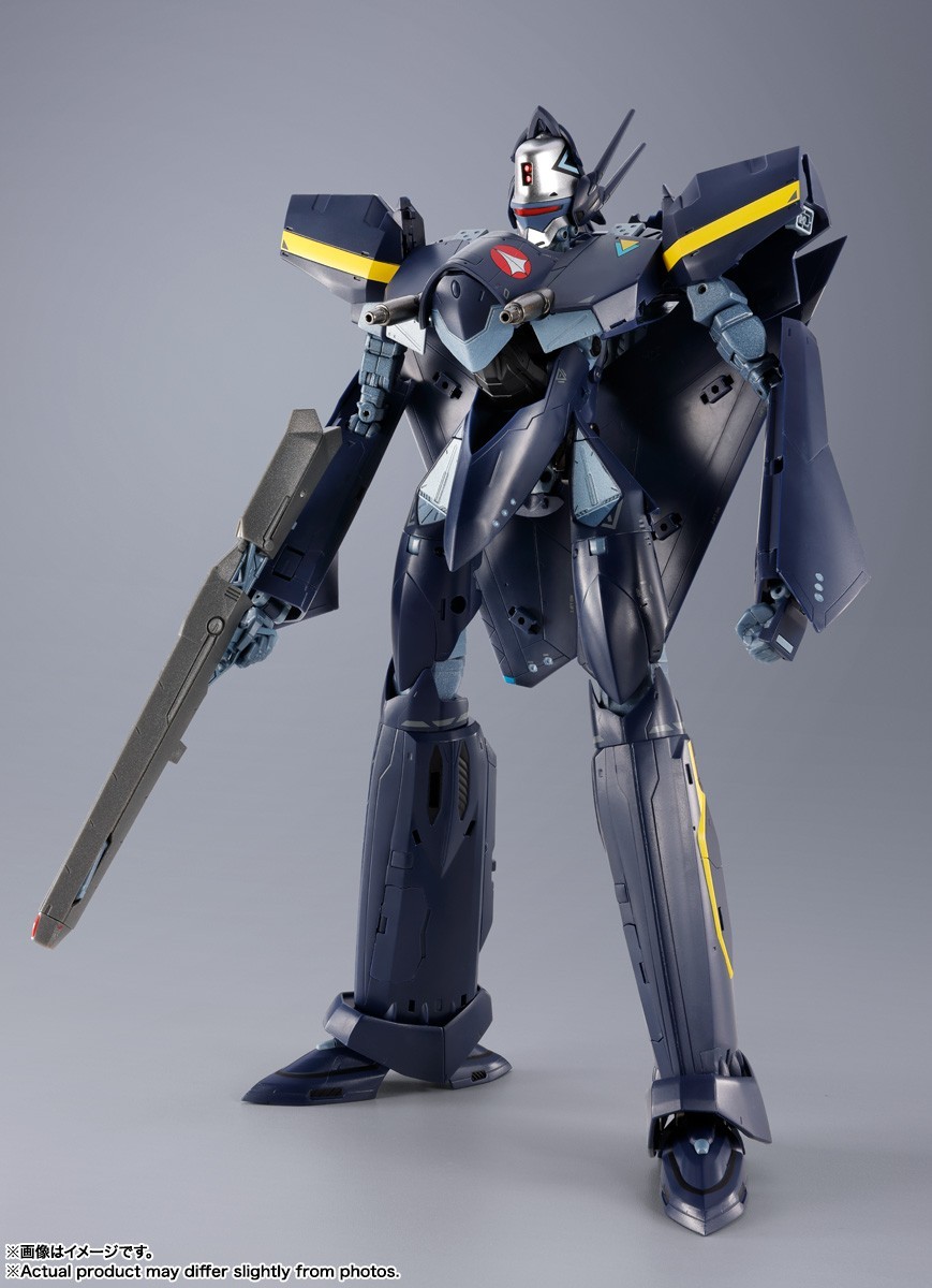 Bandai DX Chogokin Macross 7 VF-17S Nightmare Stealth Valkyrie