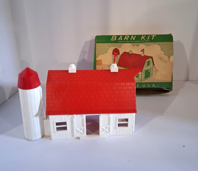 Plasticville O / S Scale Barn Kit BN-1 Red and White Vintage 1950s with ...