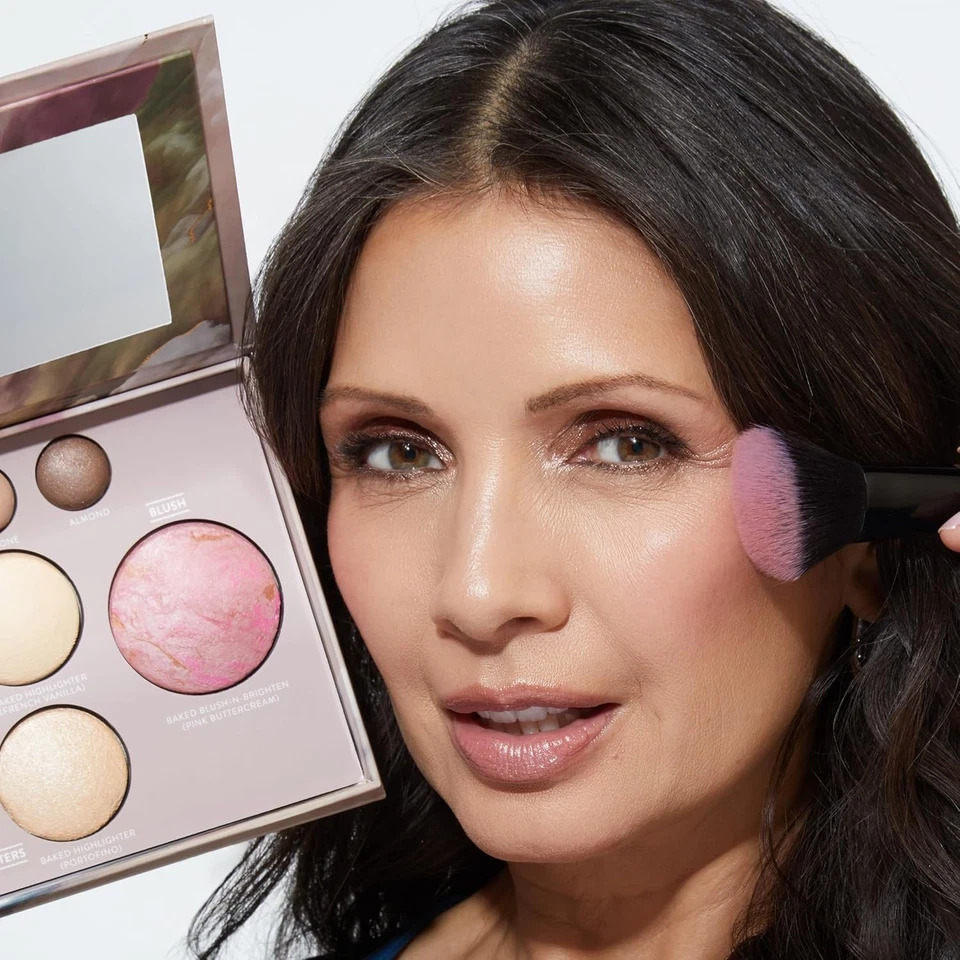 The Best of the Best Baked Palette: Full-Size Luxury Makeup - Travel-Friendly - Image 4 of 4