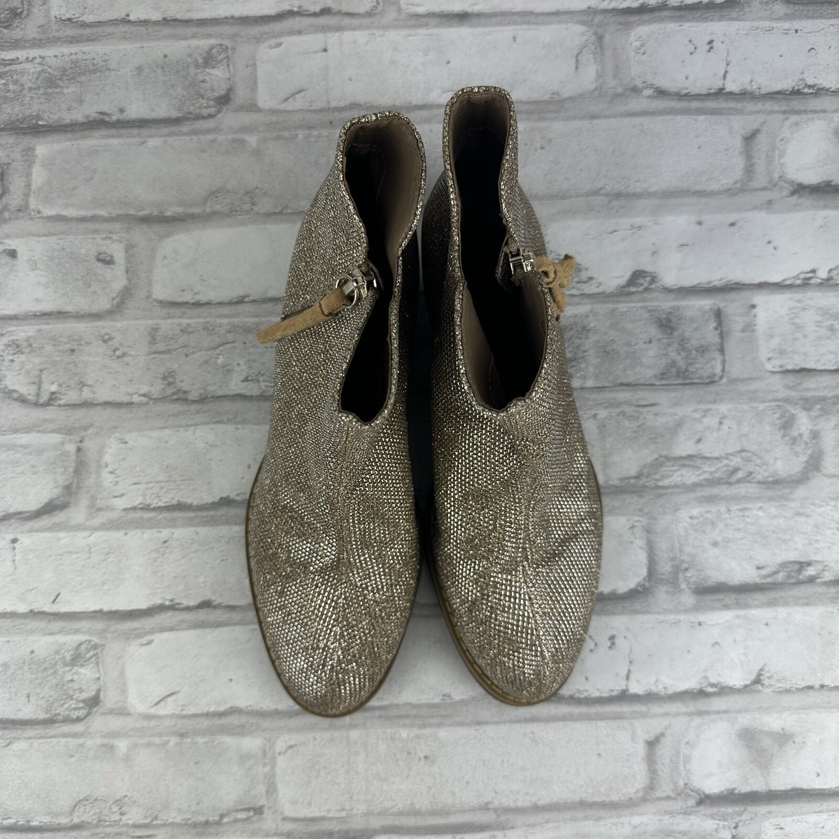 [希少]　NUTS OUTDOOR BRIESTAブリエスタspark gold 希少] NUTS OUTDOOR BRIESTAブリエスタspark gold BRIESTA