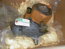 110-2124 MDJA MODEL ONAN  ENGINE SHORT BLOCK 1 CYLINDER MARINE WATER COOLED NOS