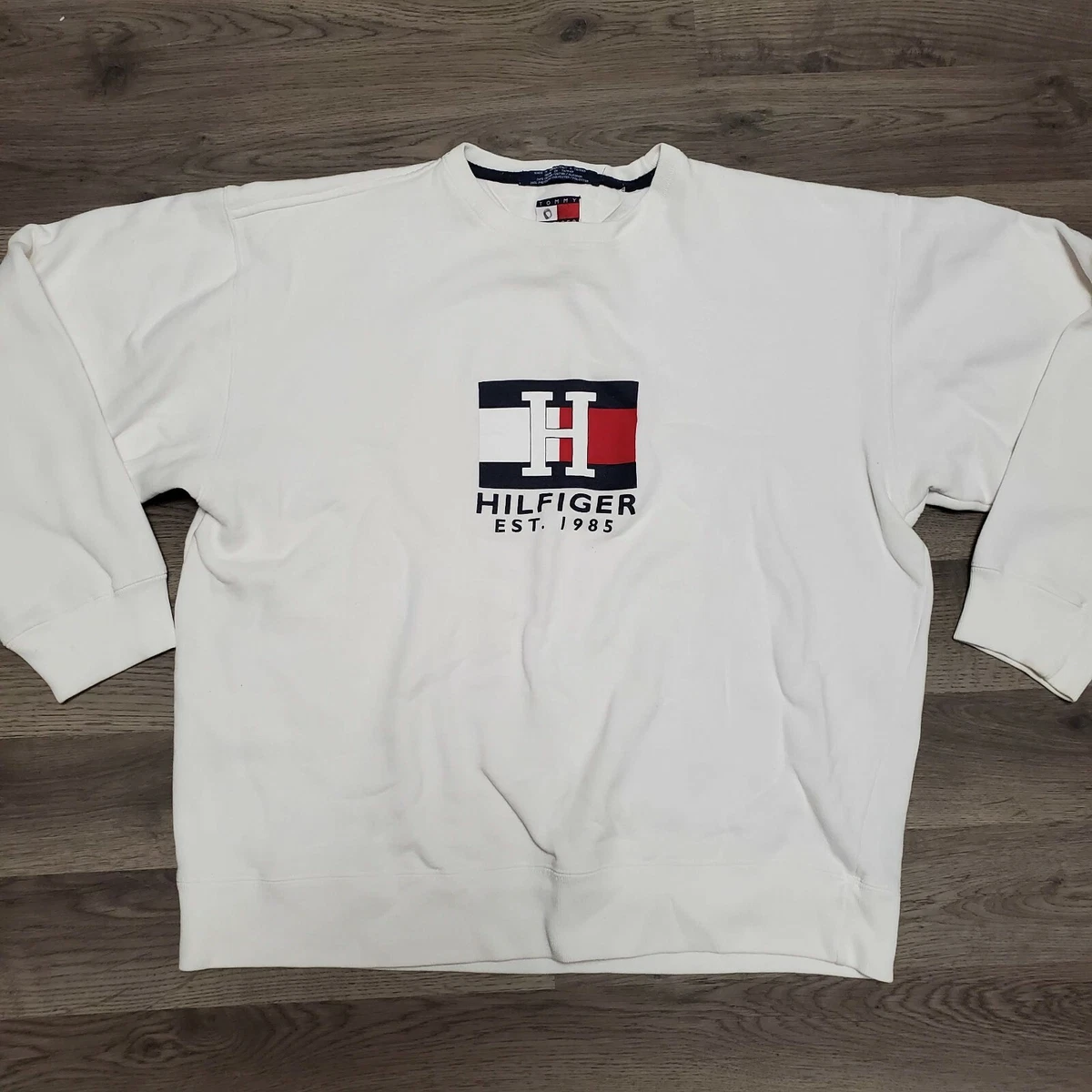 Vintage hilfiger cheap sweatshirt