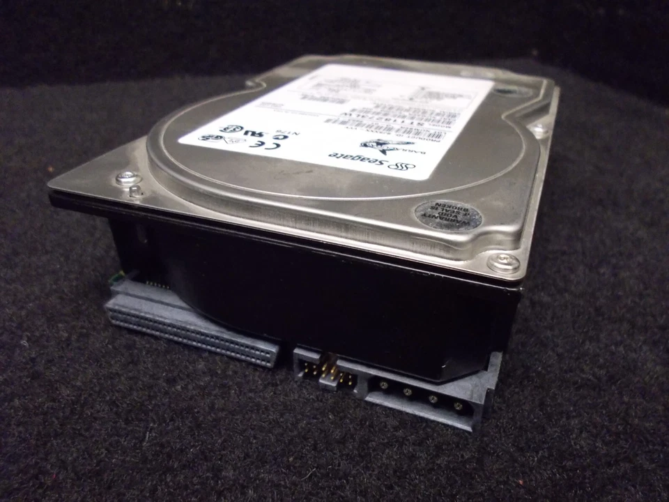 Seagate Barracuda ST118273LW, 18.2GB, 7200RPM, Ultra2 Wide SCSI 3.5" HD. #SU-373 - Bild 2 von 3