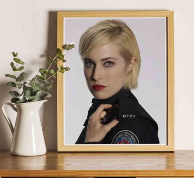 Rookie Blue Charlotte Sullivan: 10''''x8'''' professionelles Foto