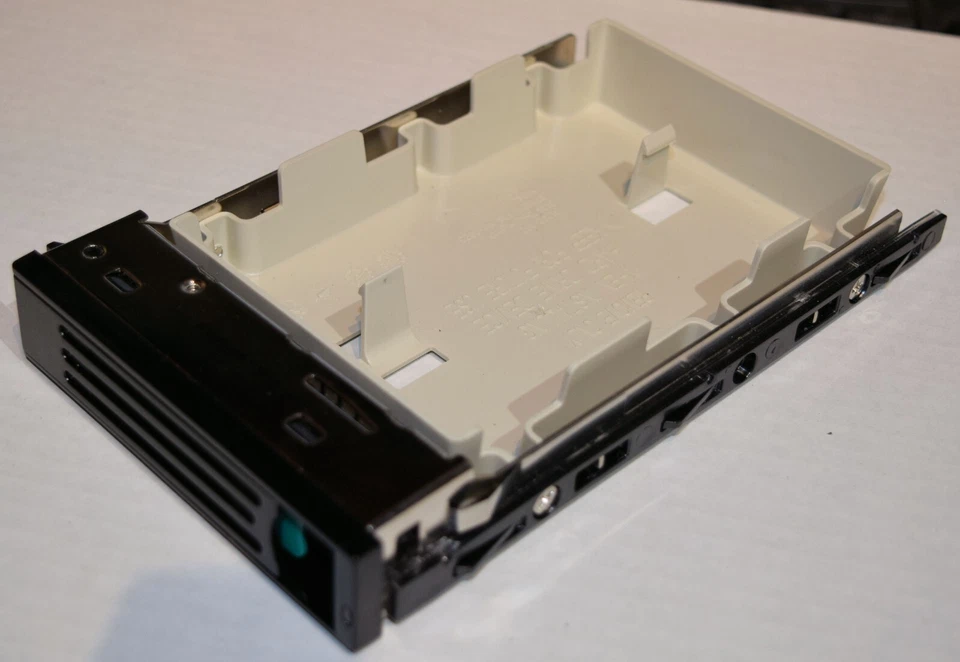 Intel Drive Bay Carrier, 3.5-inch, SCA, FXX2DRVCARBLK, NOS - Image 3 of 4