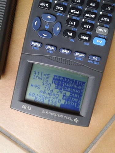 CALCULATRICE TEXAS INSTRUMENTS TI-82 TBE fonctionne parfaitement - Afbeelding 4 van 5