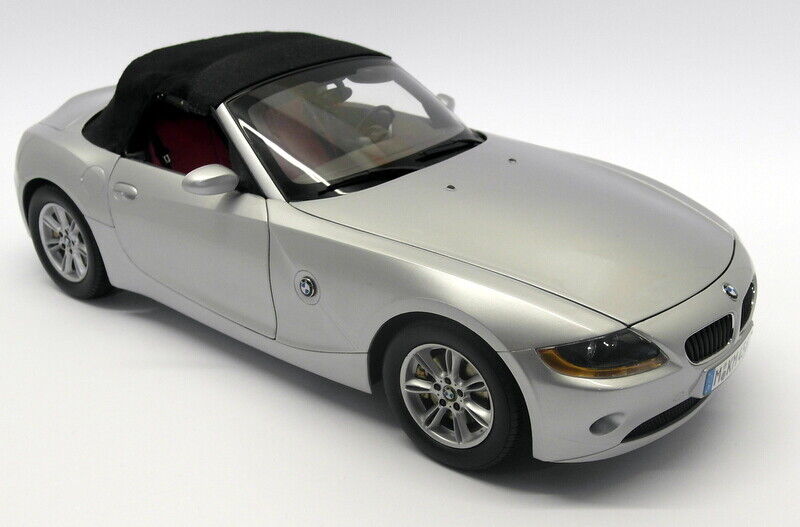 1/18 Kyosho 京商 BMW Z4 2009 E89 カブリオレ ロードスター 1/18 Kyosho 京商 BMW Z4 2009 E89 カブリオレ ロードスター